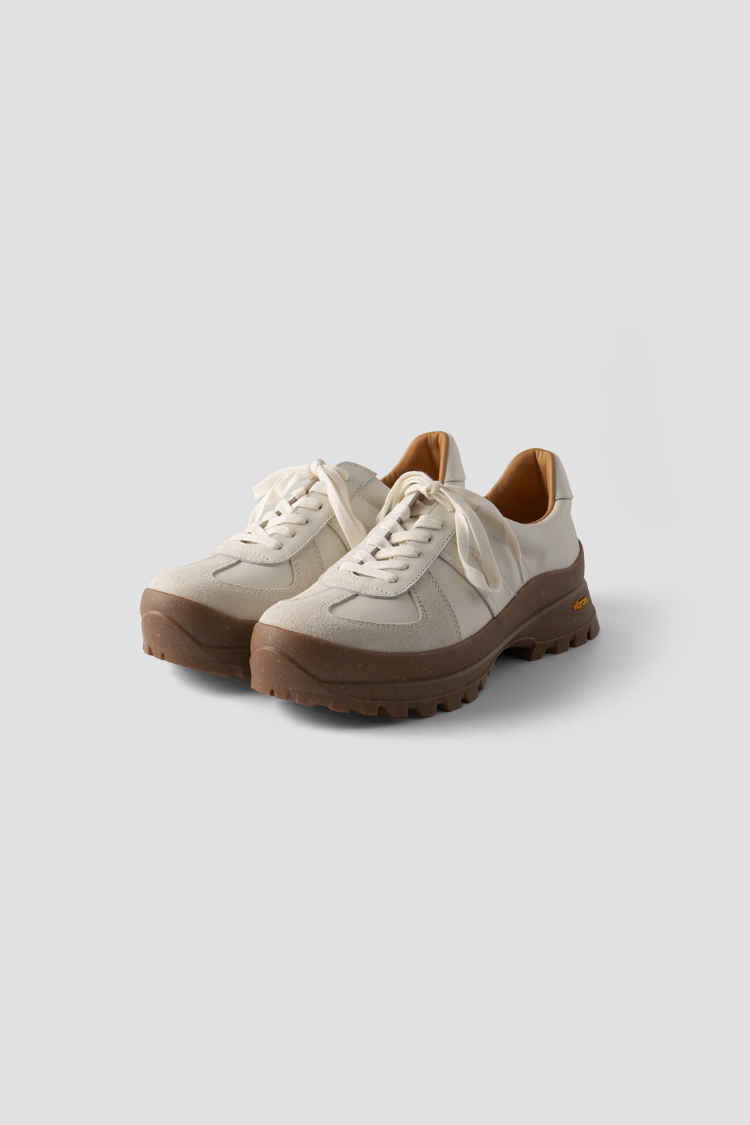 "G" TM-SHOES-0011V884C WHITE / RECYCLE RUBBER