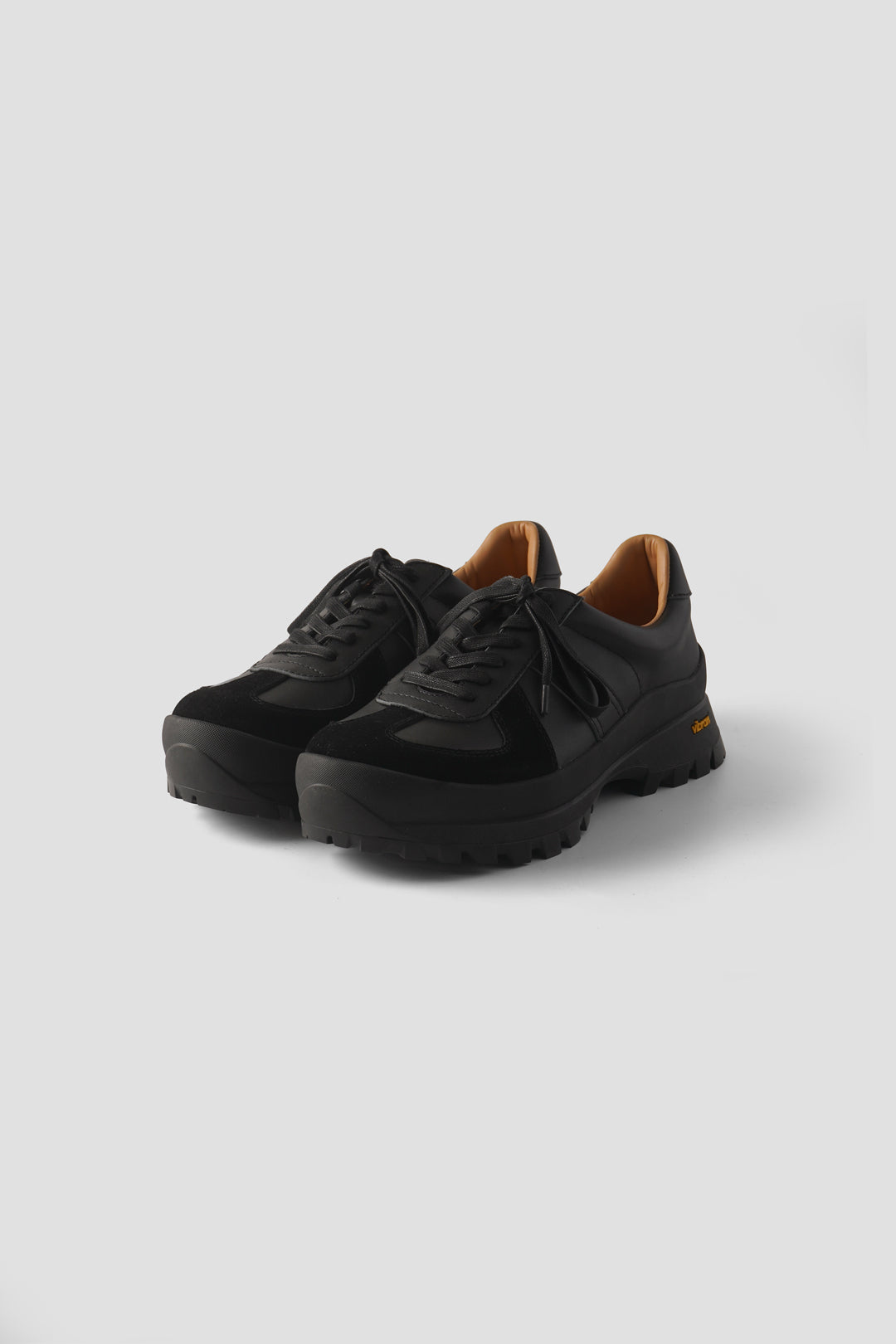 "G" TM-SHOES-0011V884C BLACK / BLACK