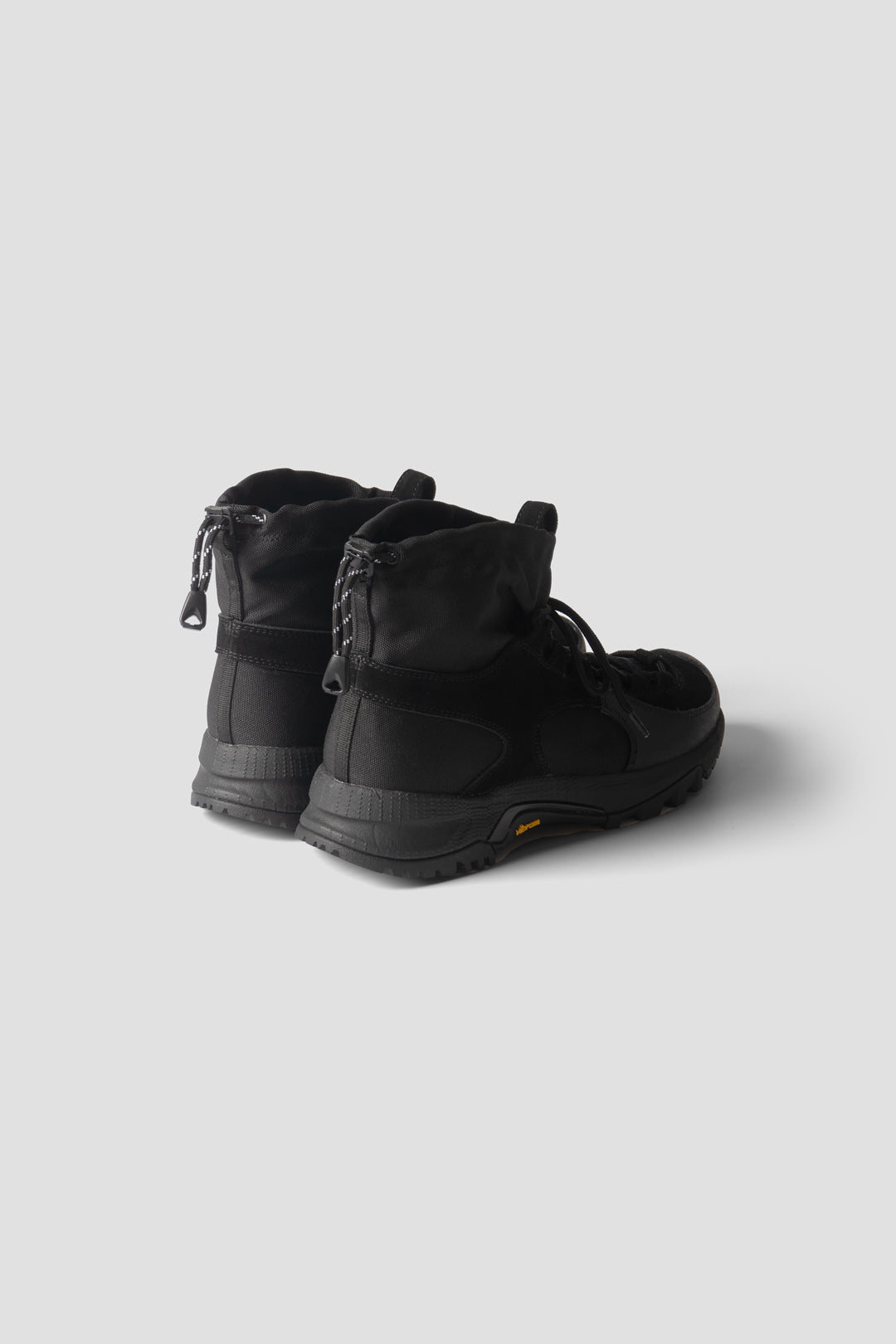 "Inity Hiker mid" TM-KABA-0001 BLACK