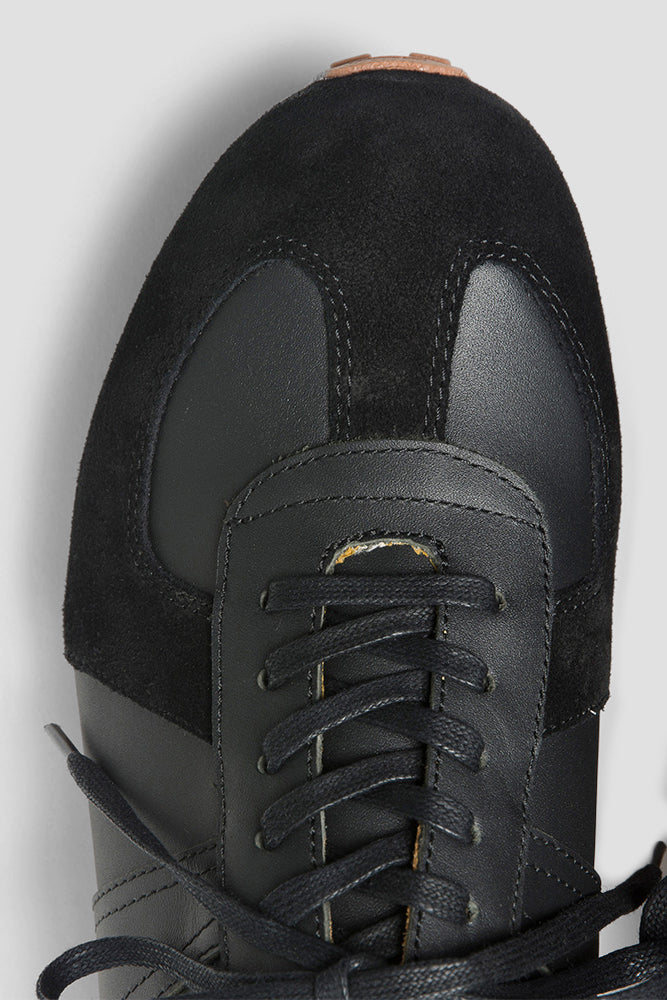 "G" TM-SHOES-0011 BLACK